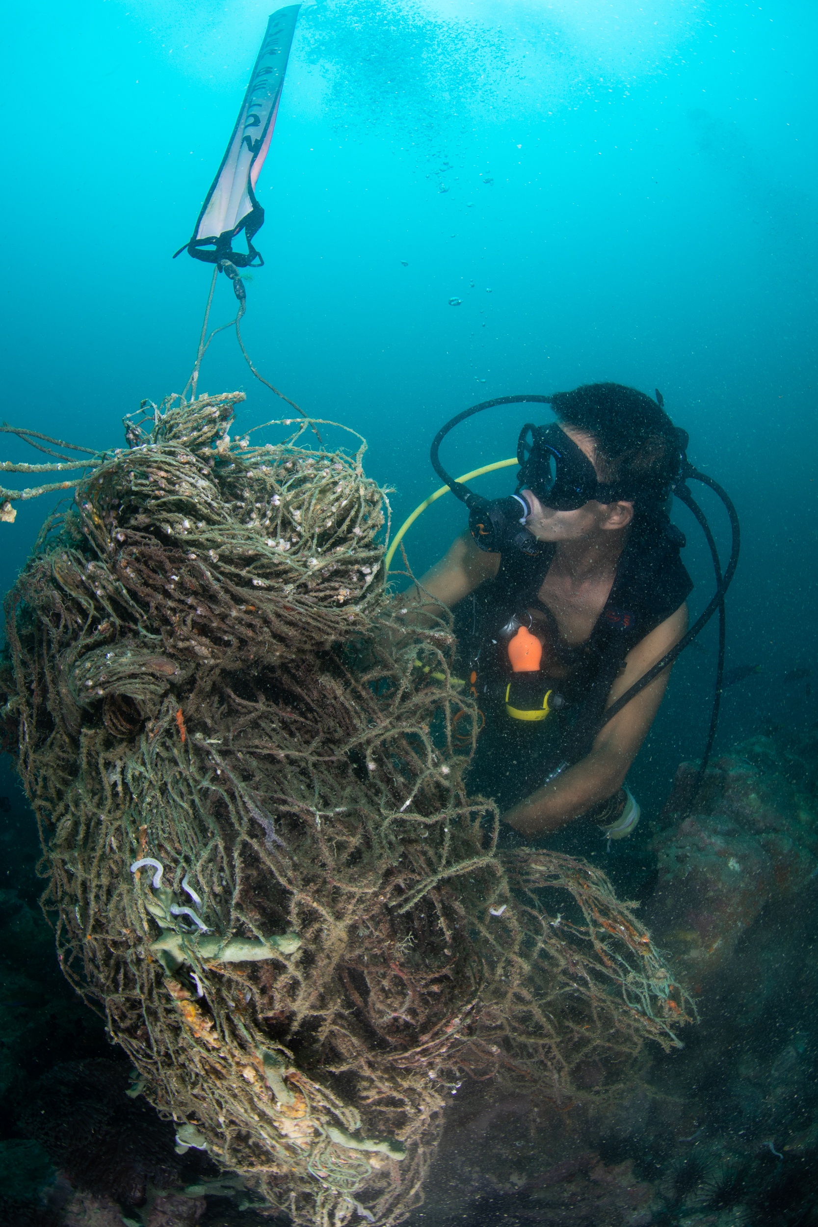 Magnus Larsson Underwater Photograher Removing Ghost Net Myanmar