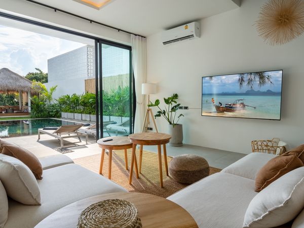 Spacious luxury villa living room